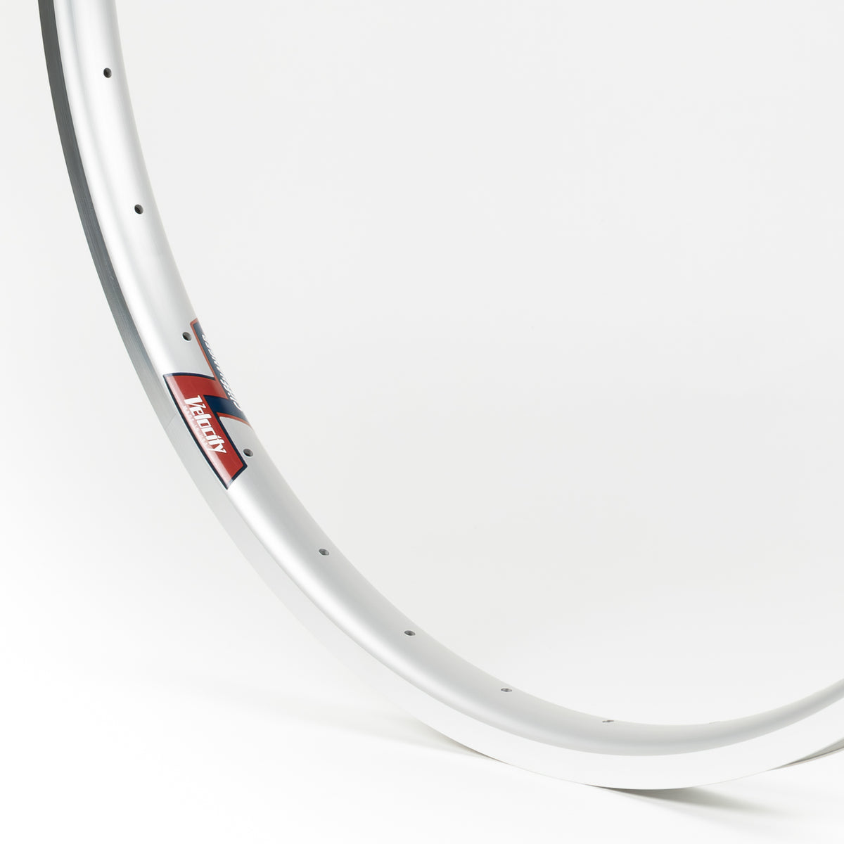Cliffhanger Rim 26"